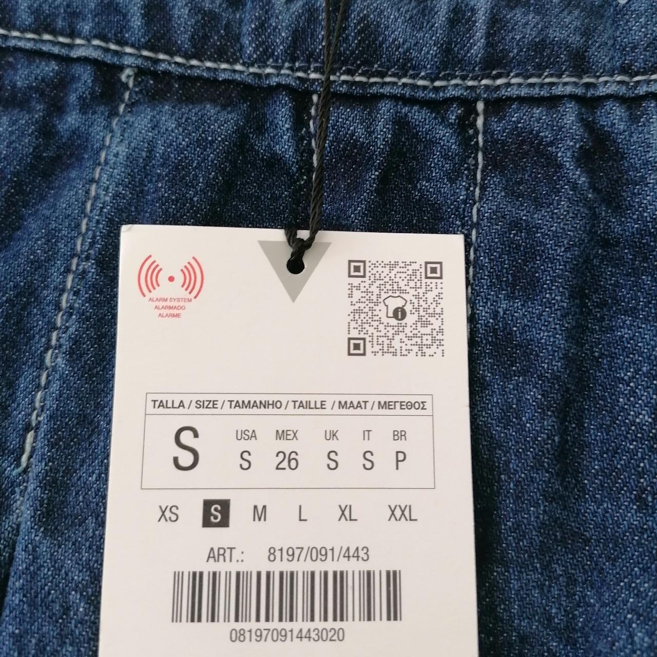 🦩ZARA TRF DENIM BOX PLEAT SKIRT🦩 🦩Available | Depop