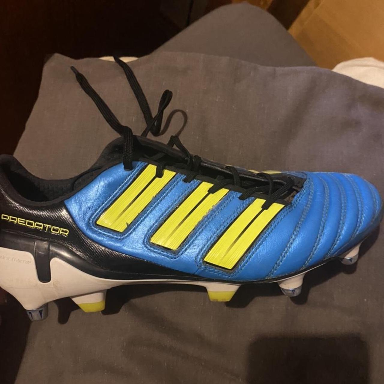 discount adidas football boots