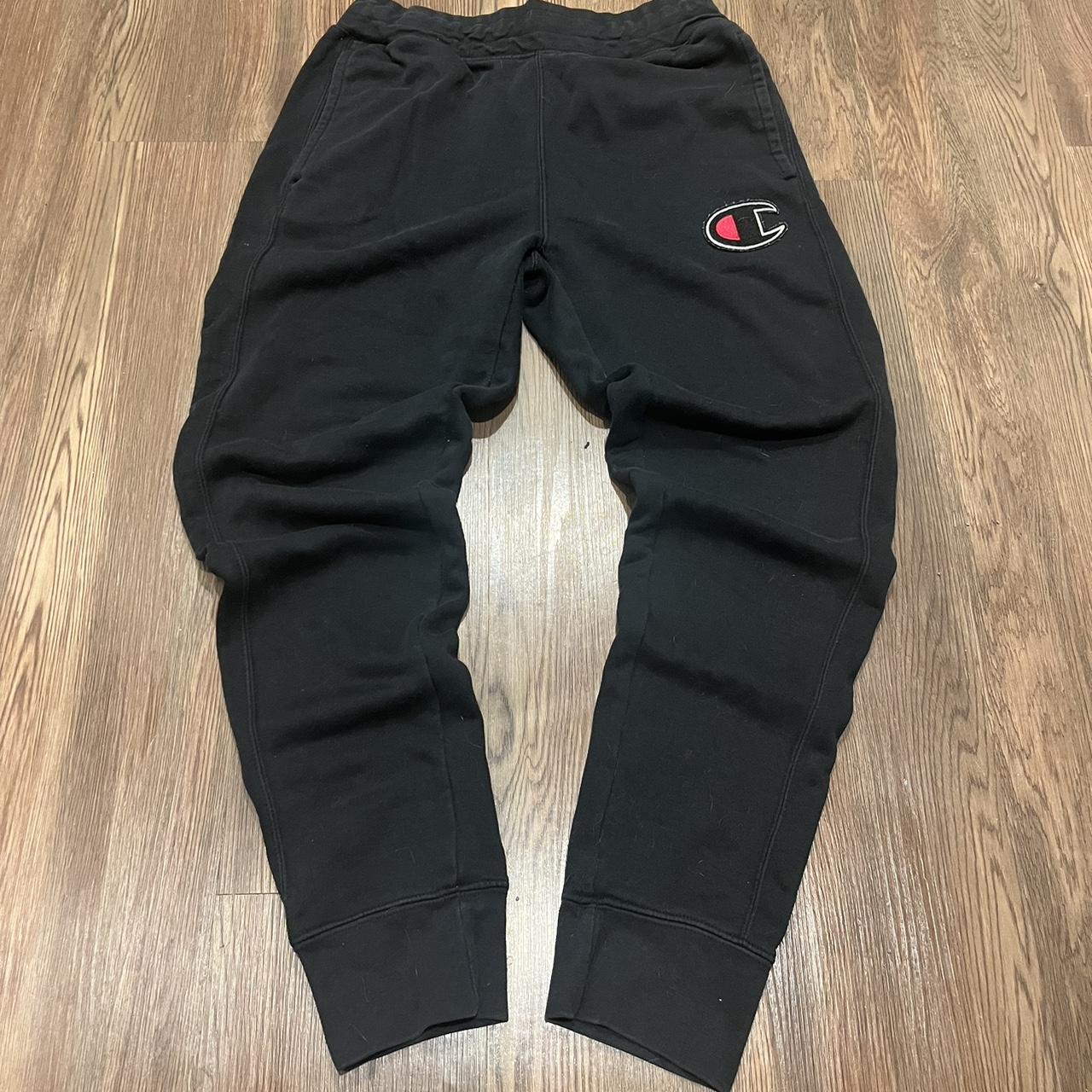 Men’s champion sweatpants Size medium Depop