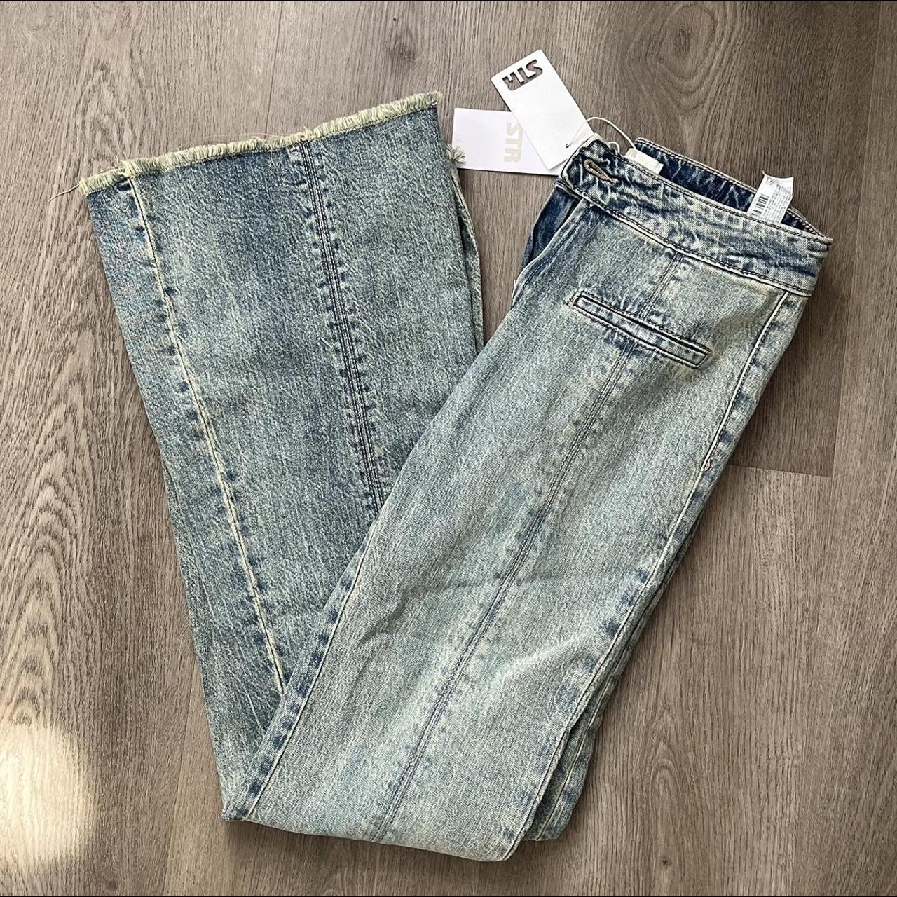 Stradivarius petite flare split size 34 wet look - Depop