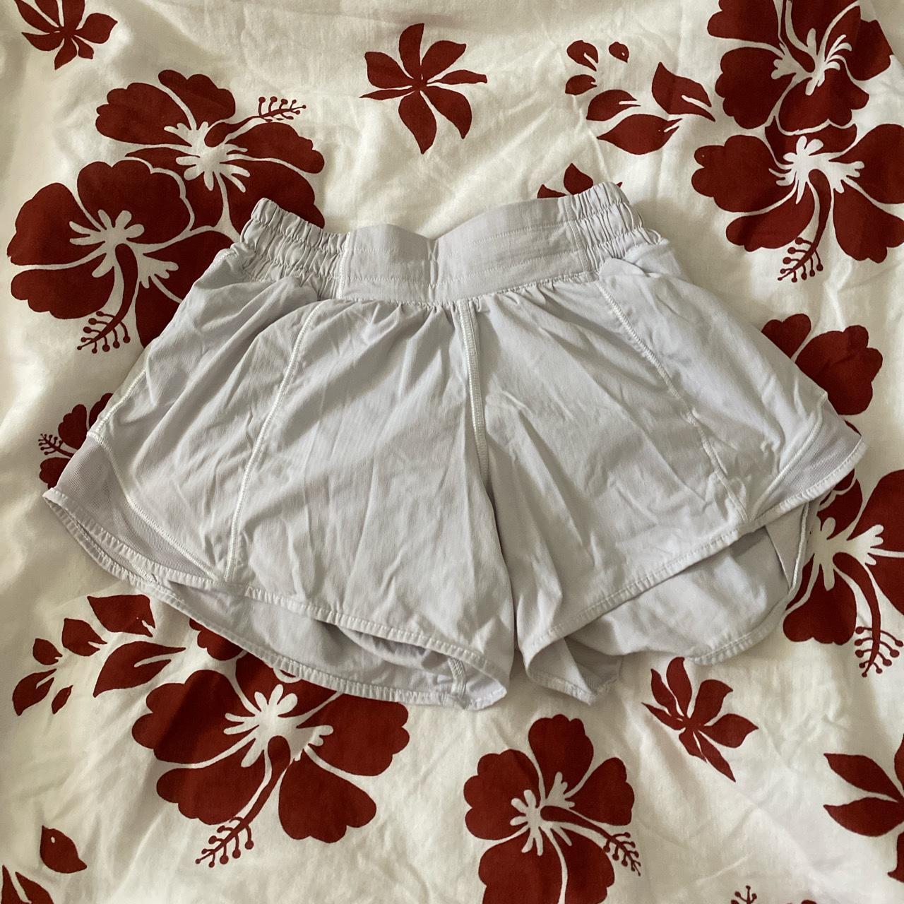 white lululemon hotty hot shorts! - size 2 - 4in - - Depop