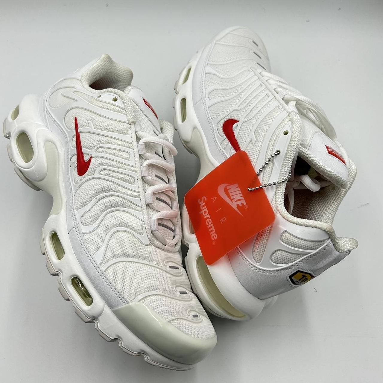 Max Plus Tn Air Max Supreme Red And White Buy Supreme X Nike Air