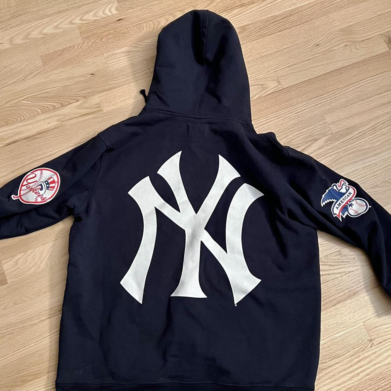 Supreme hotsell yankees hoodie