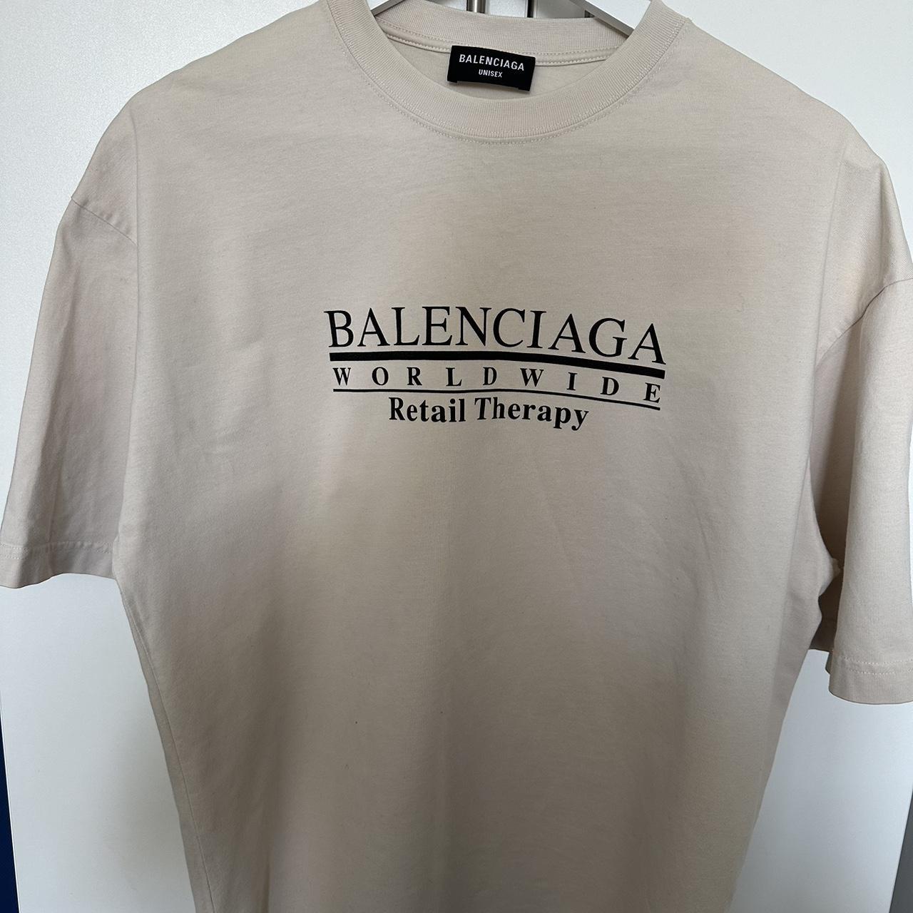 BALENCIAGA::Tシャツ:M[RESALE] Balenciaga retail therapy medium Fit T shirt Fits M | Depop