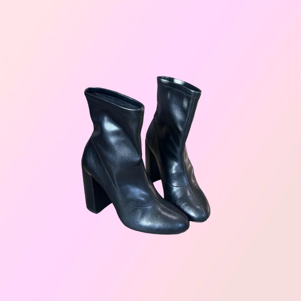 Bcbgeneration clearance black booties