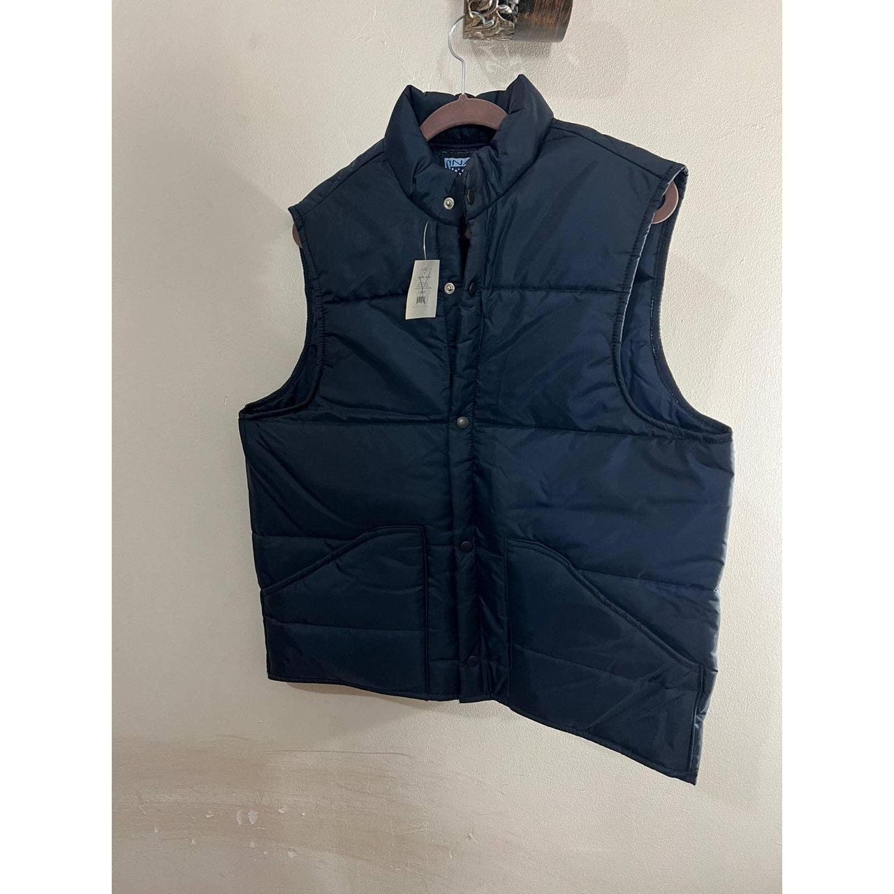 SNAP N WEAR USA Men’s Vest Quilted Insulated Puffer... - Depop