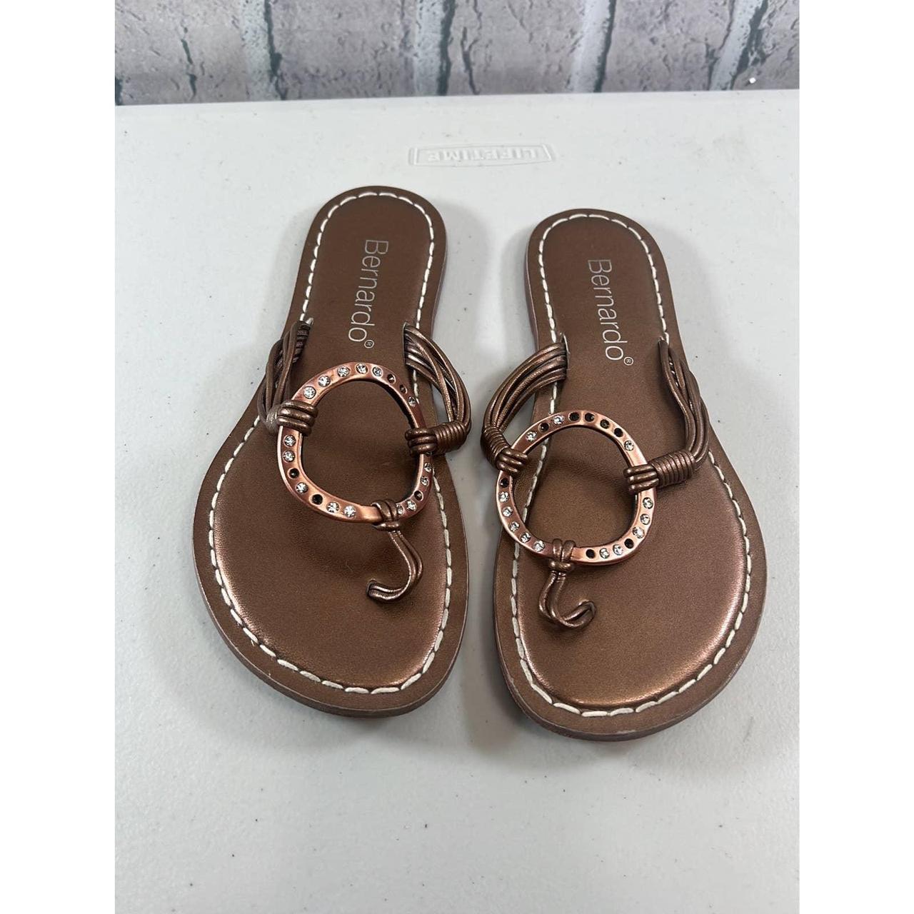 bernardo jelly sandals