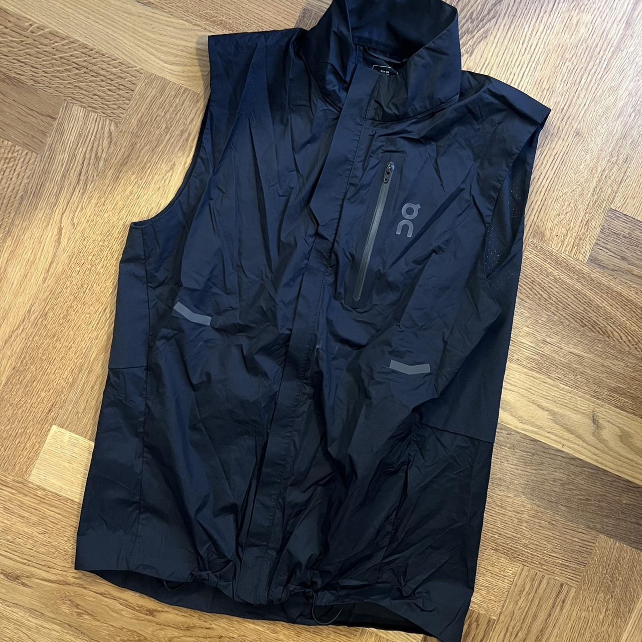 On Running Men's Vest Depop