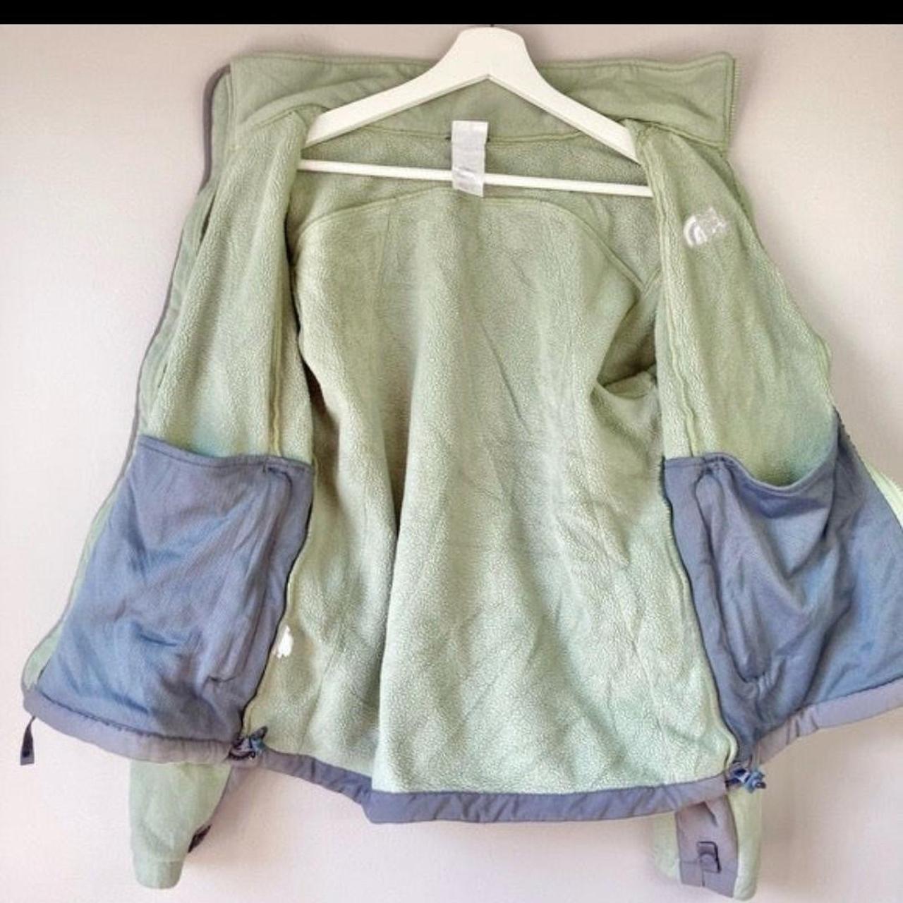 The North Face Women's Green and Grey Jacket (3)