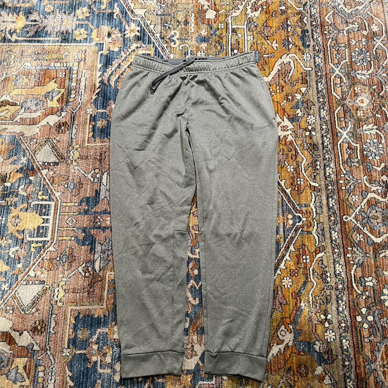 item listed by etiennefink