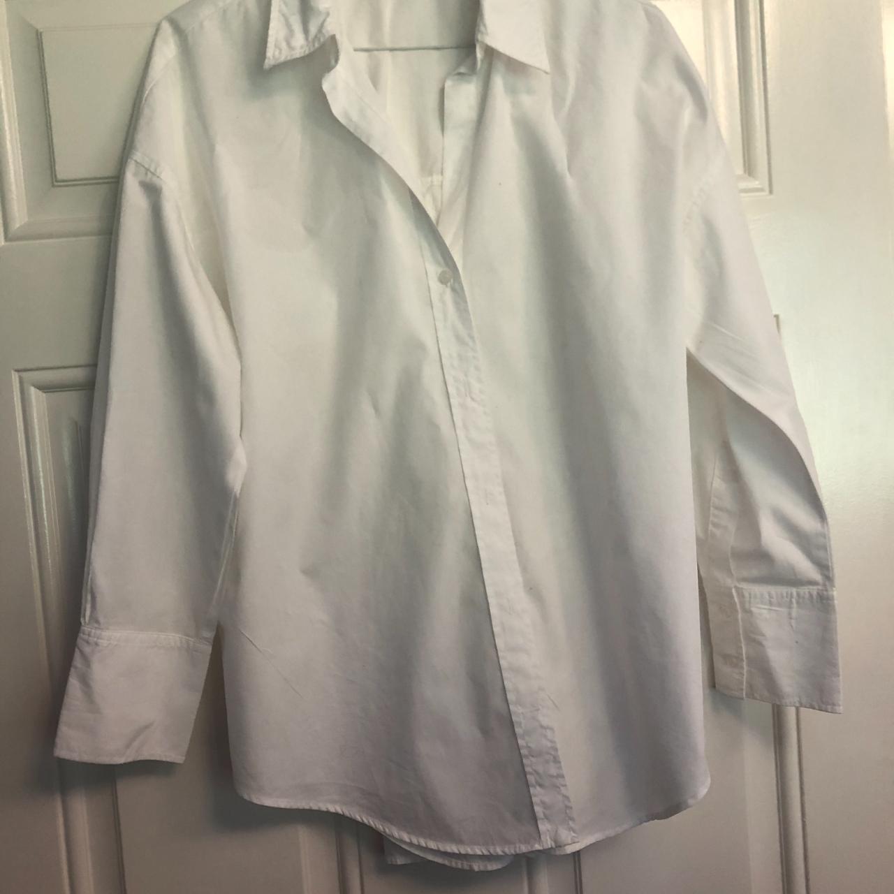 Zara White Shirt - perfect with jeans, for work or... - Depop