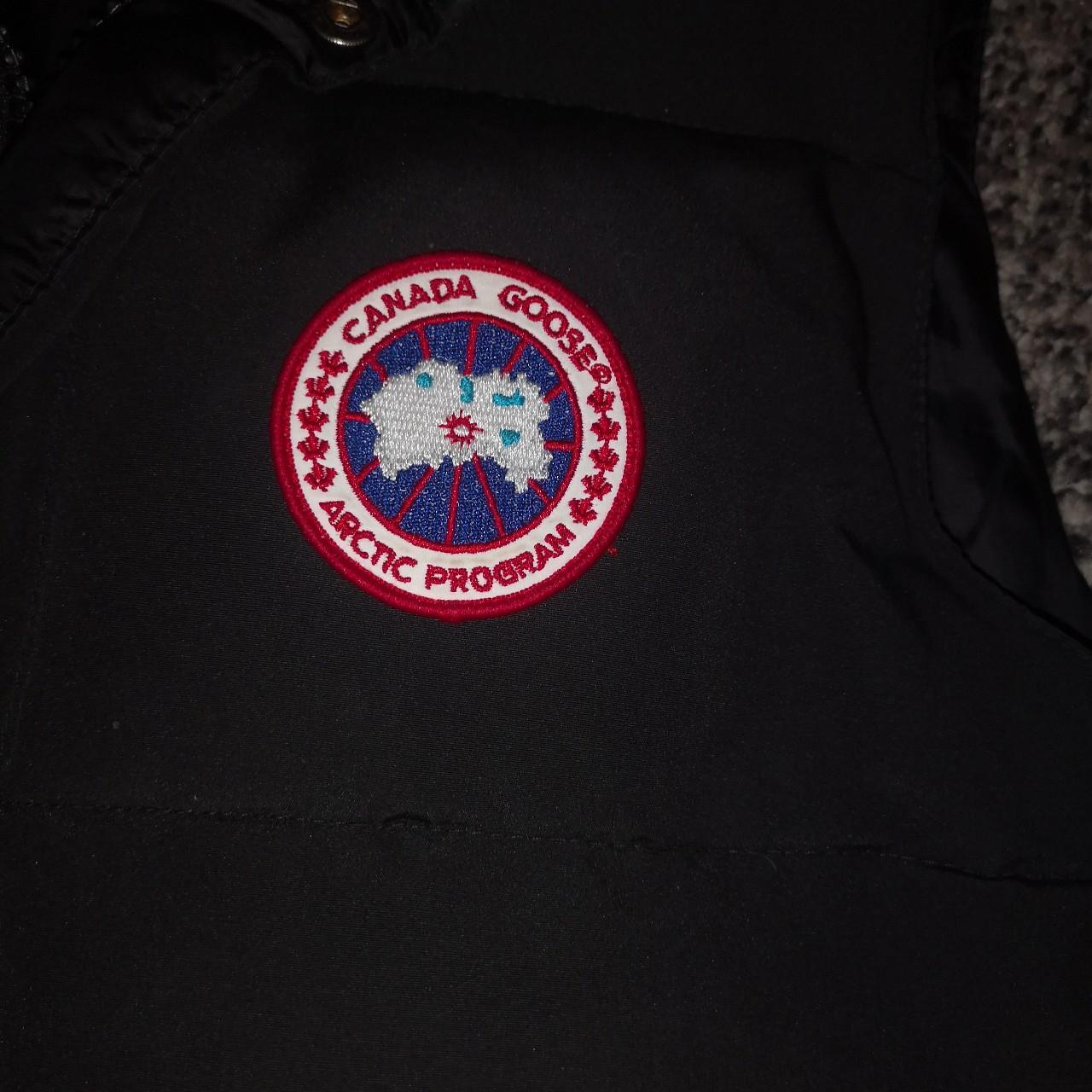 Canada goose gillet - Depop