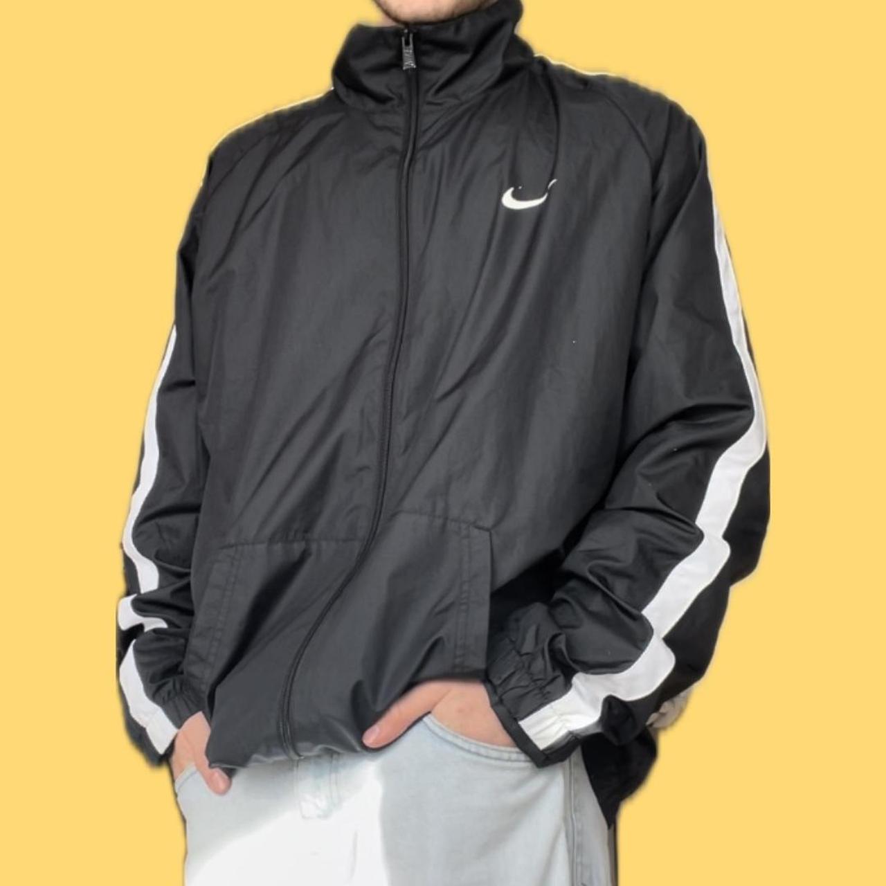 Used nike sale windbreaker