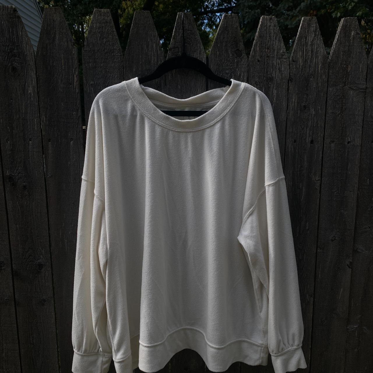 H&M off white terry cloth sweatshirt collar Depop
