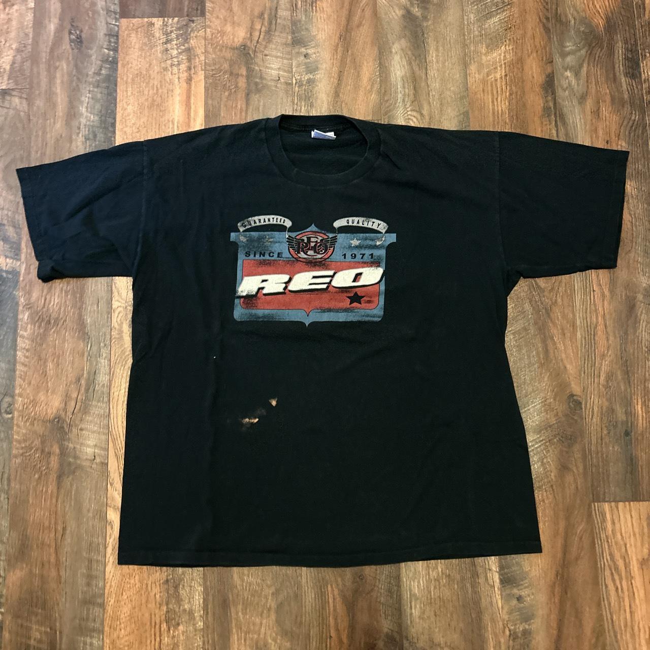 2000 REO Speedwagon Tour Tee Single Stitch Size: XXL... - Depop