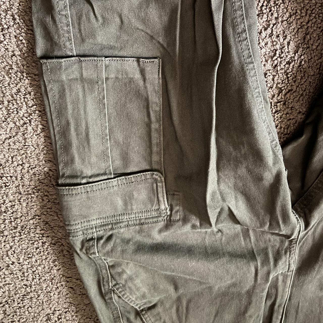 Sonoma Goods for Life Men's Khaki and Green Trousers | Depop