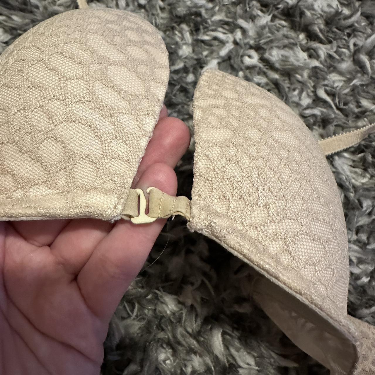 Y2K Aerie push up bra 34B. The bows are cute on the - Depop
