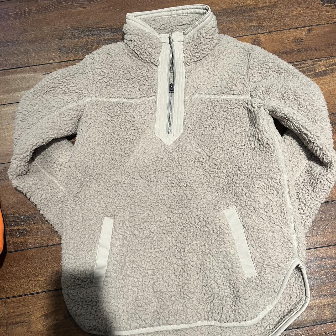 Abercrombie Fitch Sherpa Size S Depop