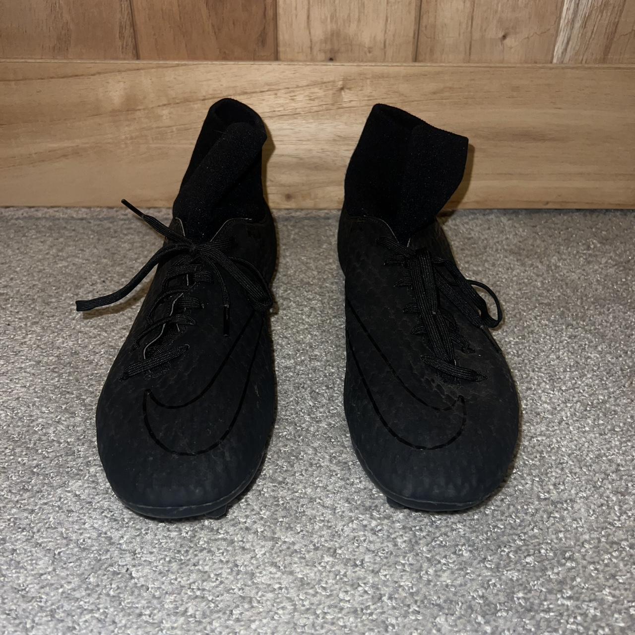 hypervenom phelon soccer cleats