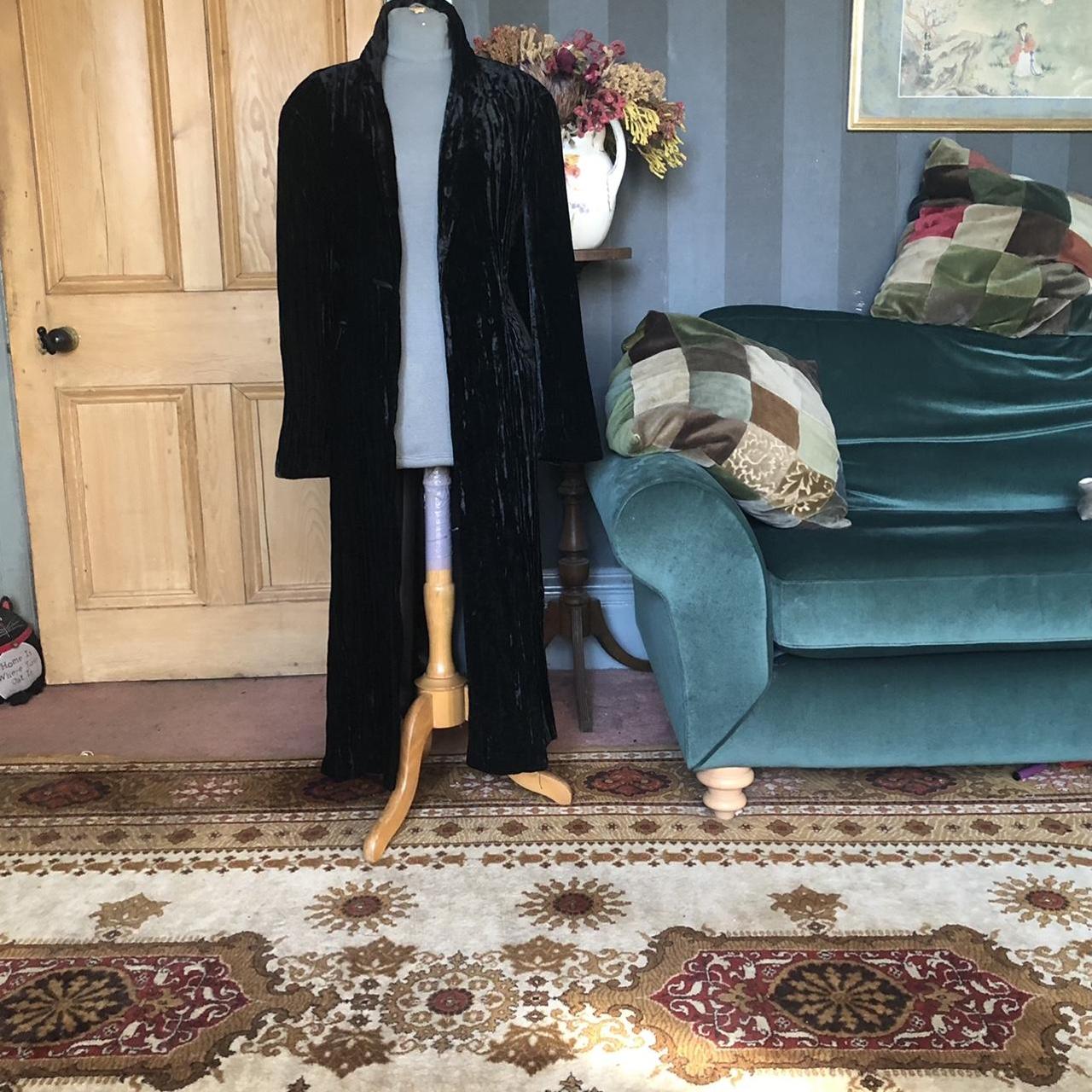 Vintage Y2K Per Una black velvet coat in a U.K. size... - Depop