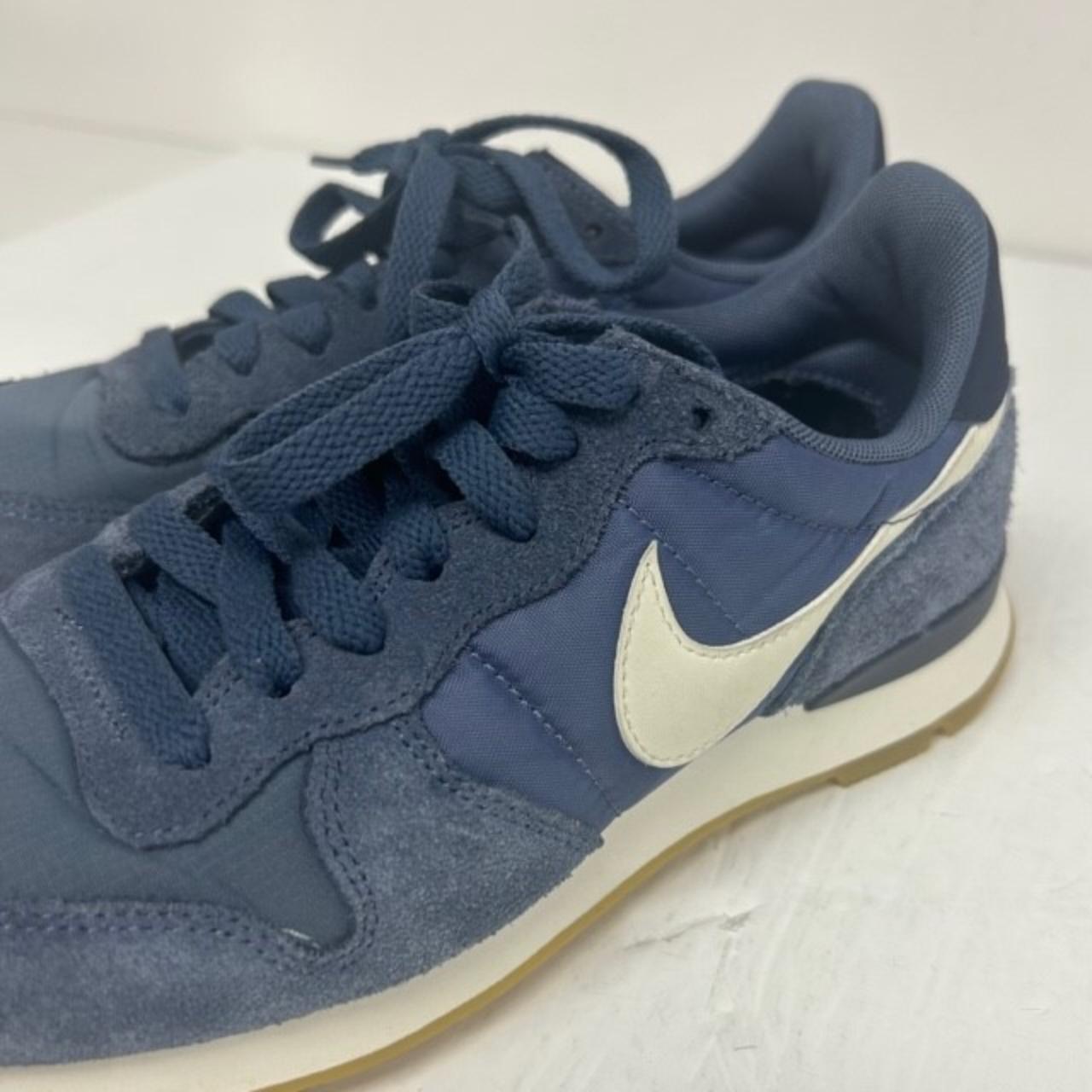 blue nike suede shoes