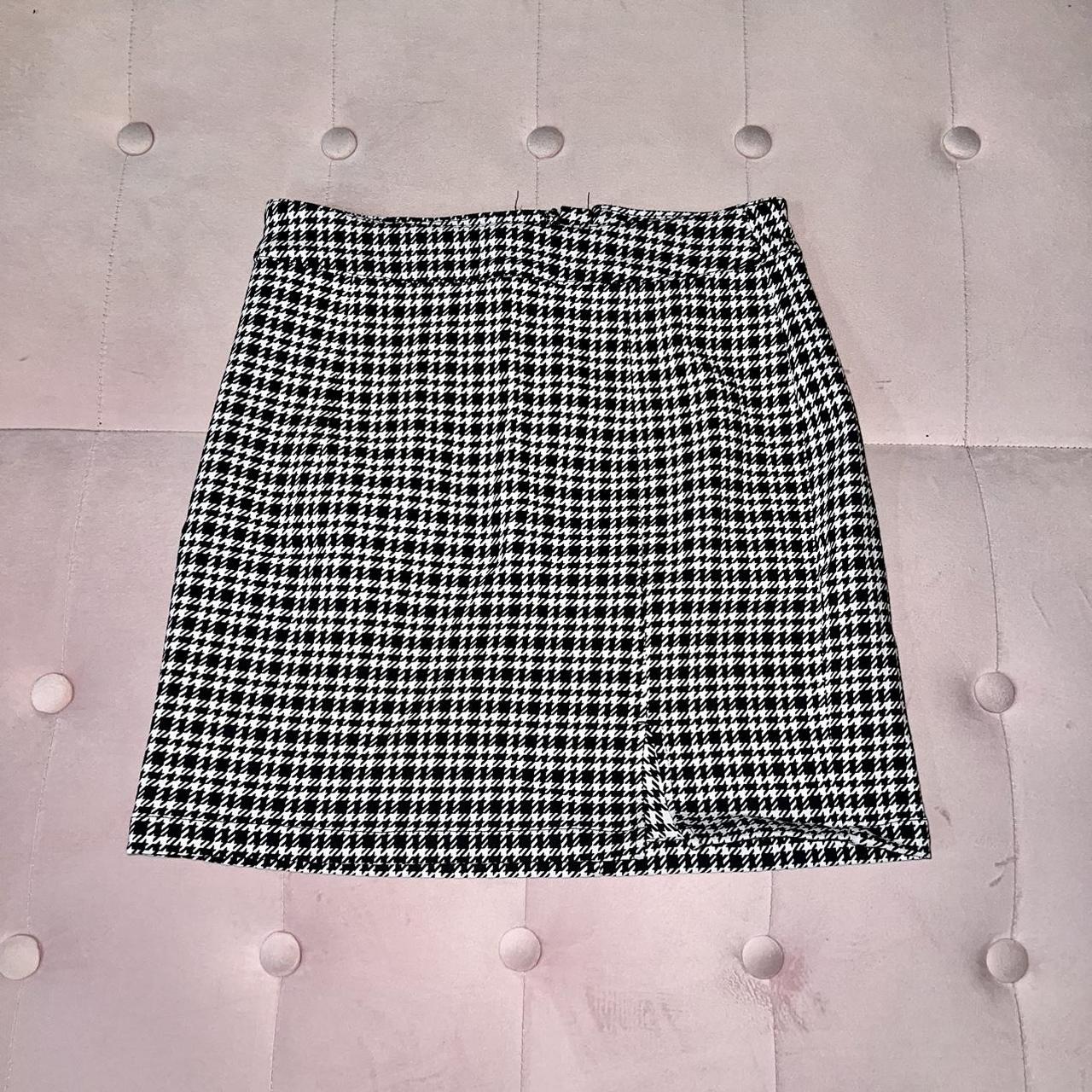 Business Mini Skirt by Garage 🖤 Size Small Never... - Depop