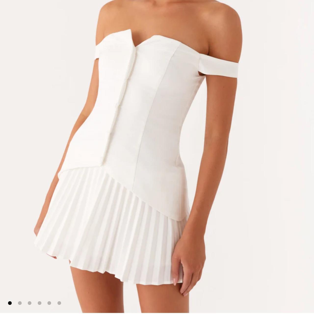 item listed by oliviaippolito7