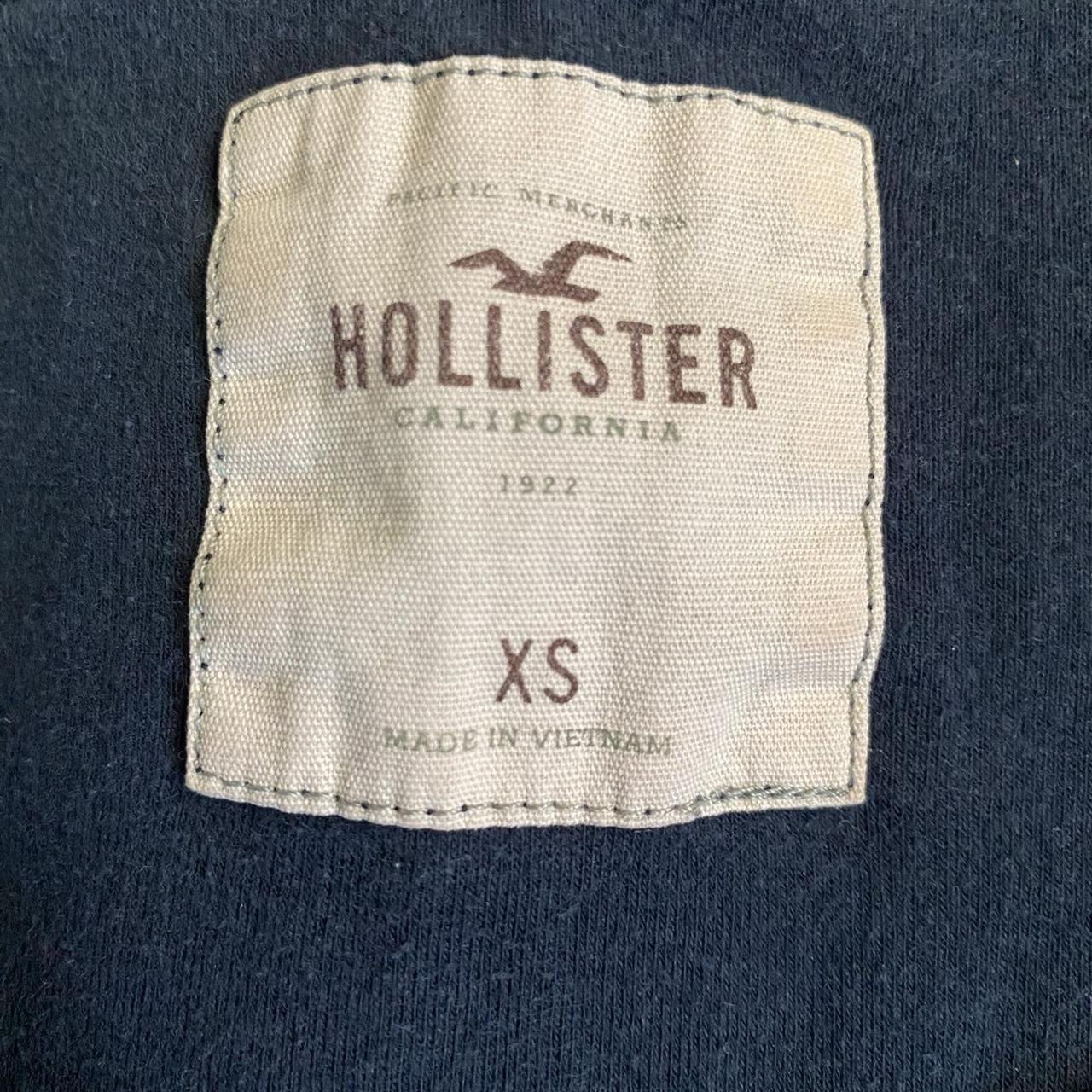 early 2000s hollister navy blu henley top • very... - Depop