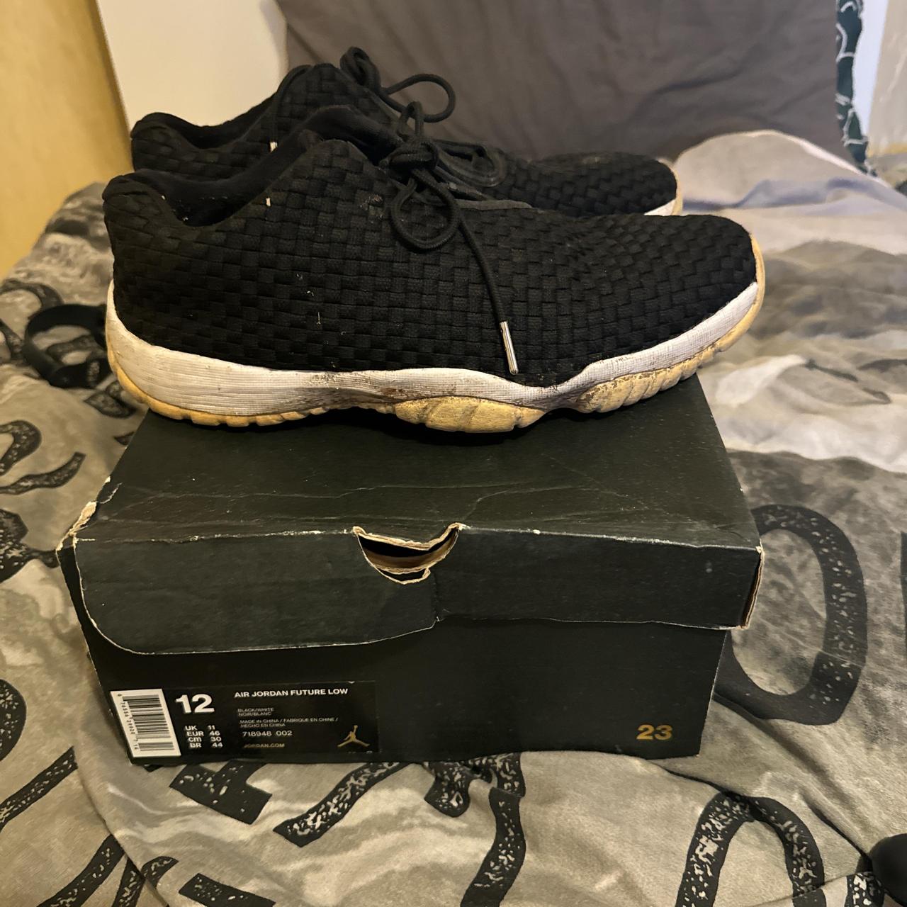 jordan future size 11