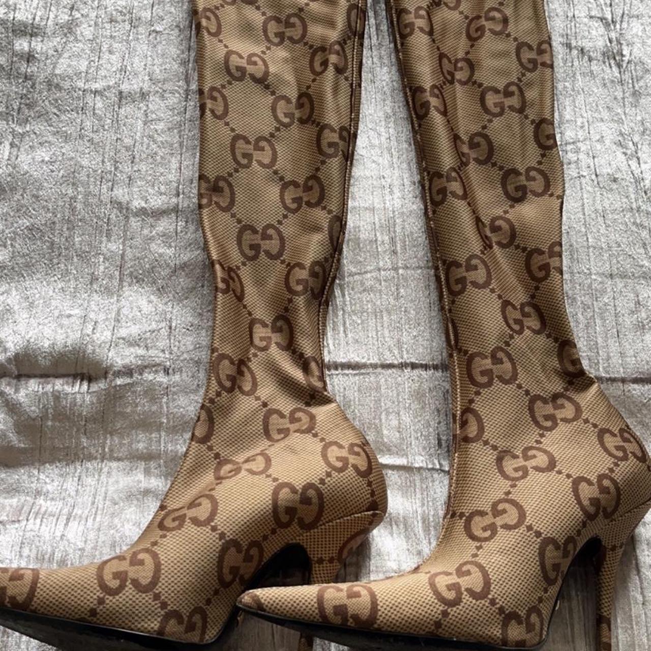 Gucci logo boots thigh high super comfortable worn