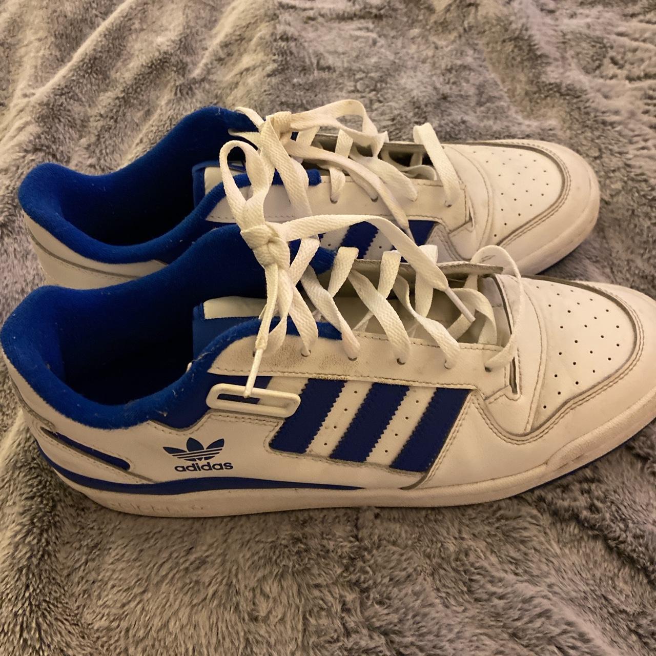 Adidas Originals Men's White and Blue Trainers | Depop