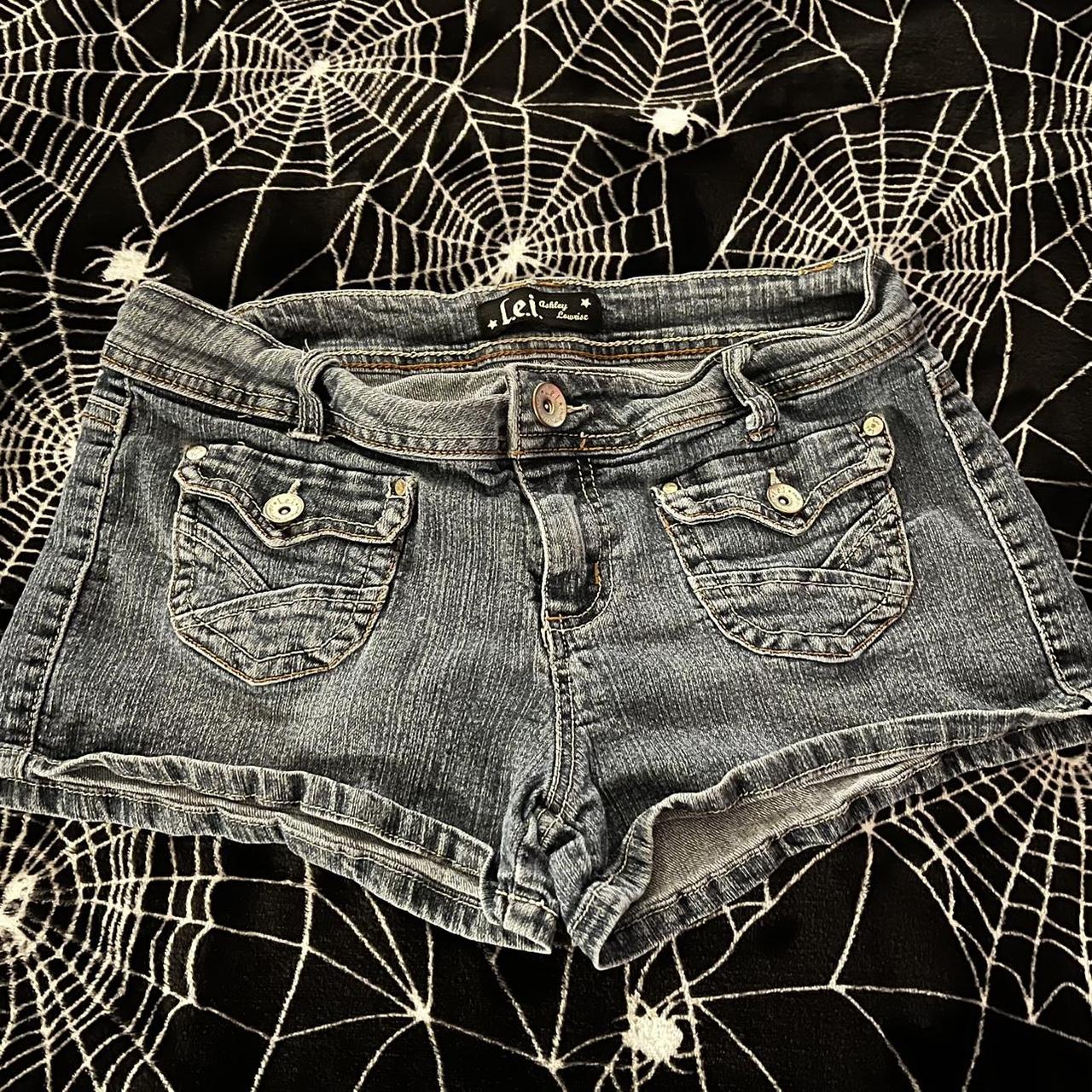 item listed by arachnid_archives