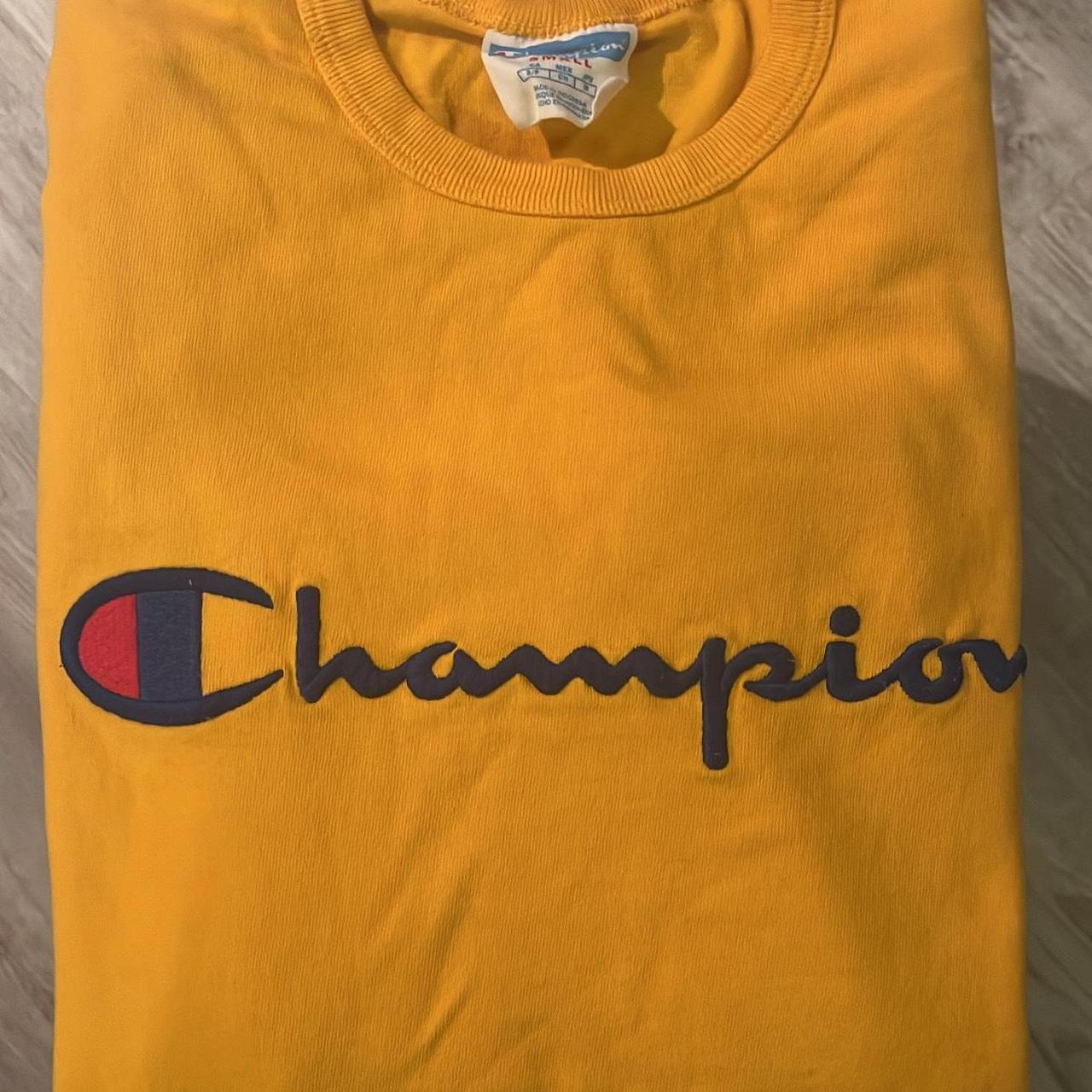 Champion Men's T-shirt | Depop