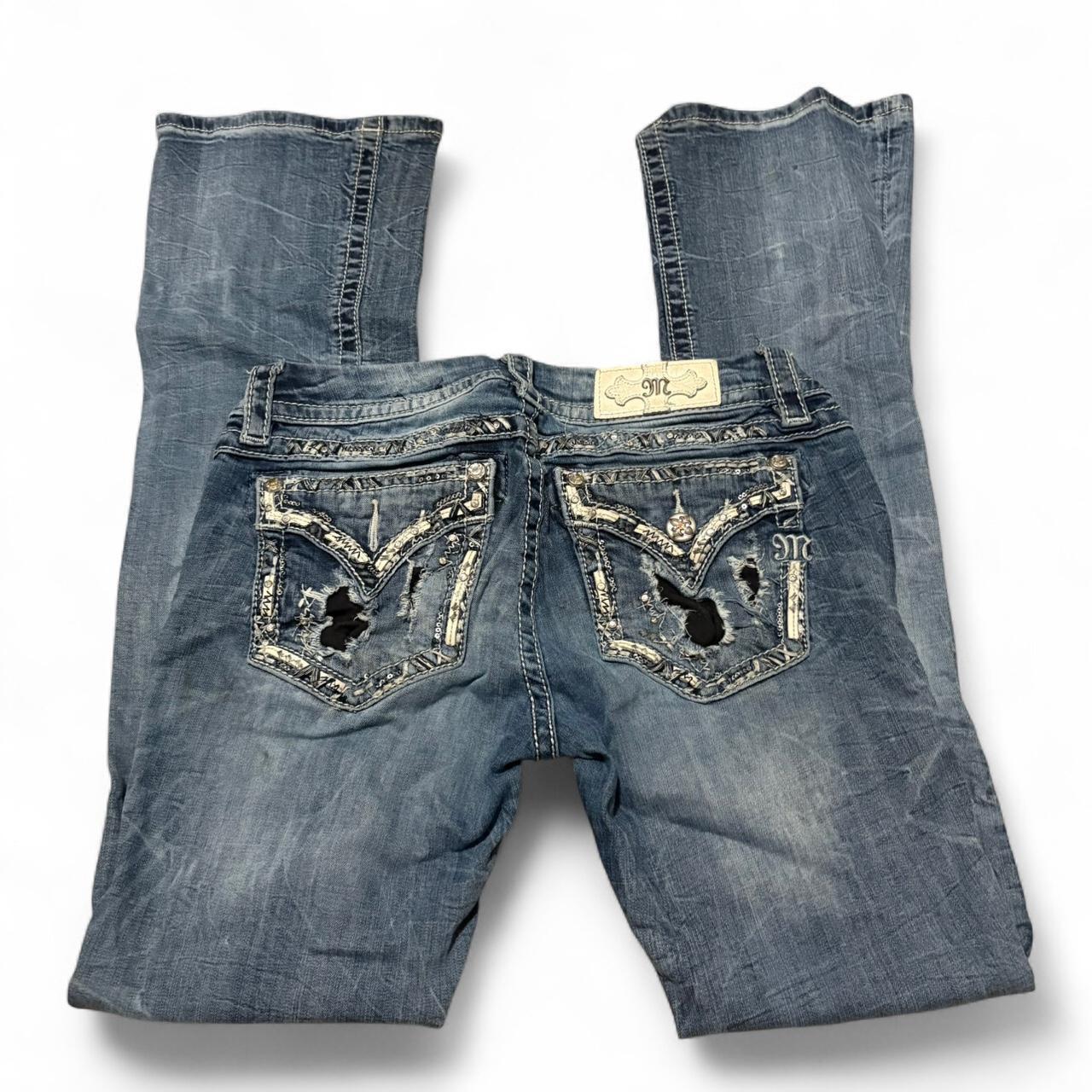item listed by 6xvssatanvxs