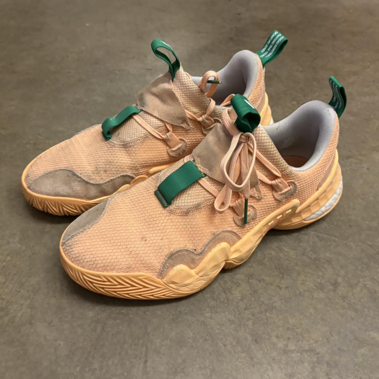 trae young peach shoes