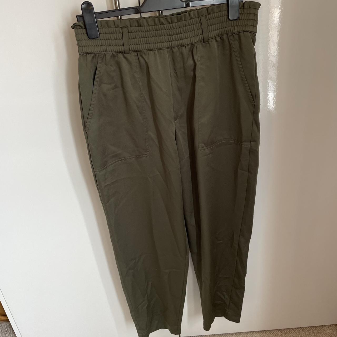 Abercrombie & Fitch Women's Trousers Depop