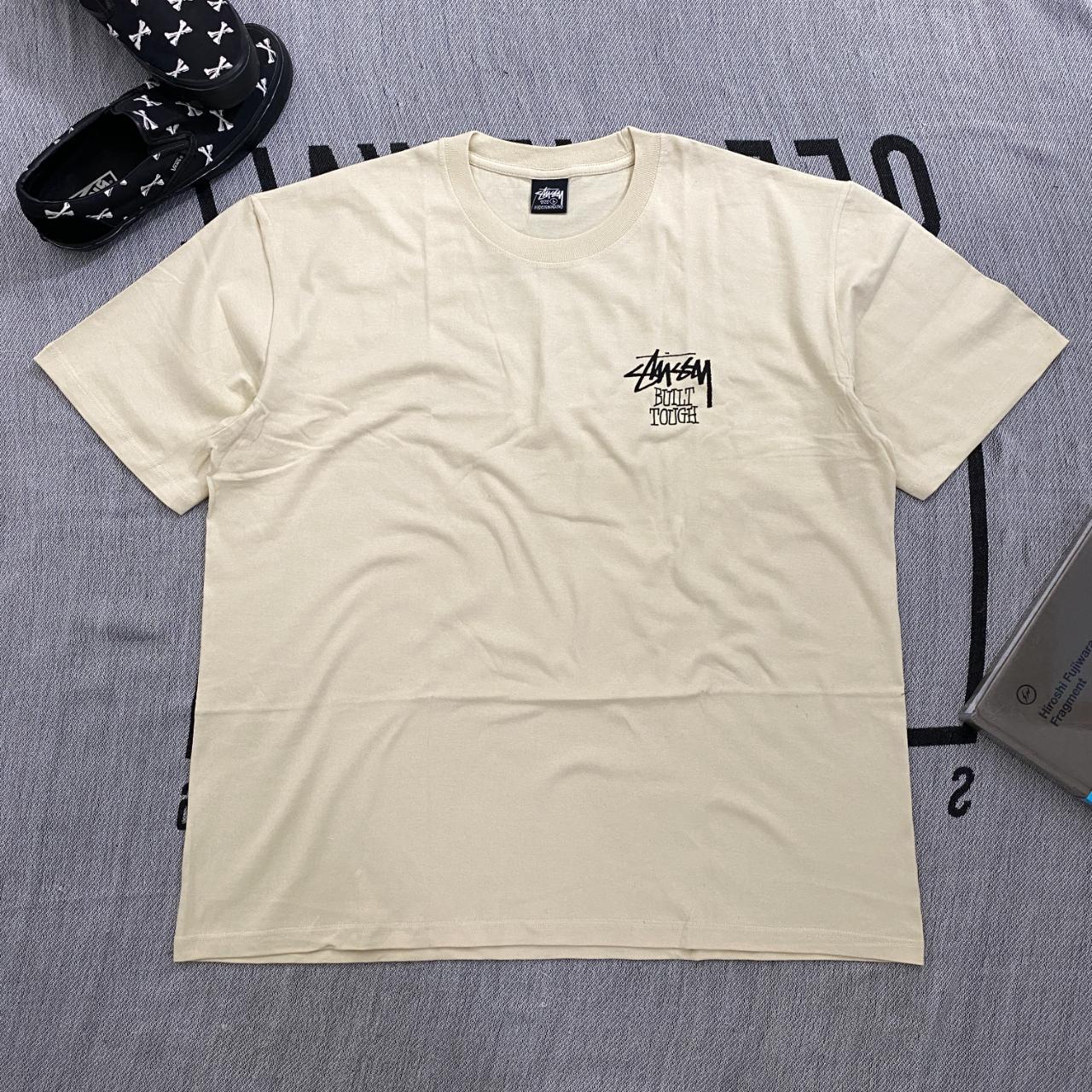 在庫通販STUSSY BUILT TOUGH TEE Putty XL Tシャツ/カットソー(半袖/袖なし)