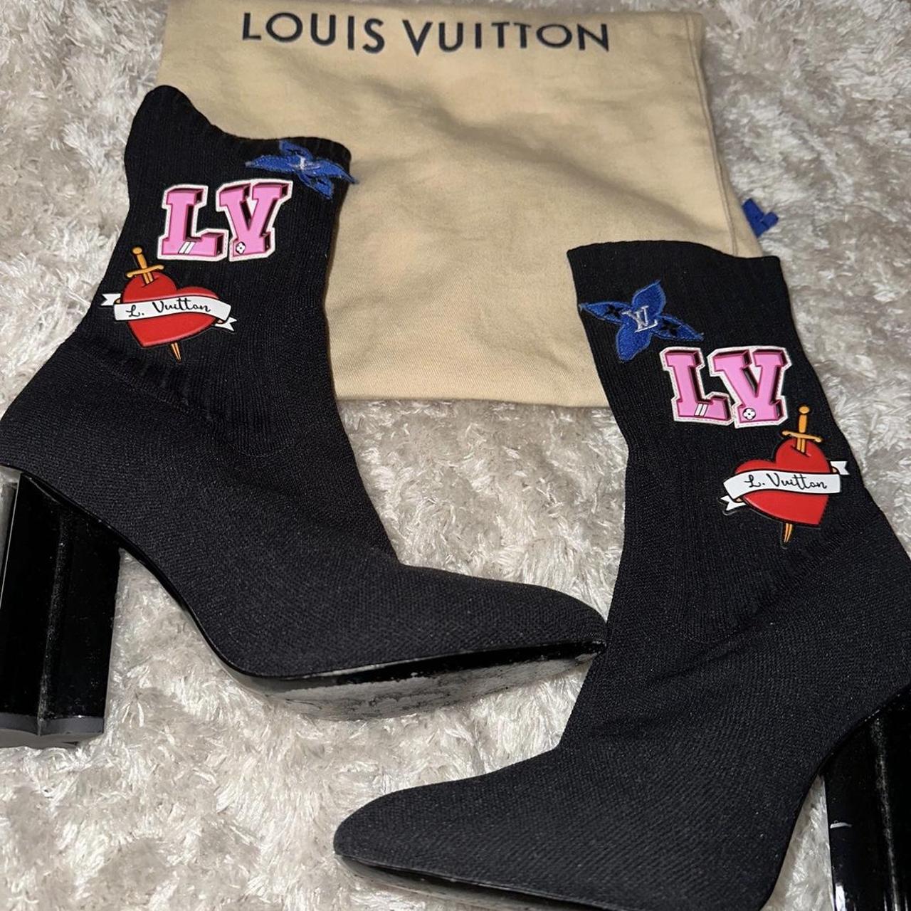 LOUIS VUITTON Silhouette Black Heart Ankle Boots 100