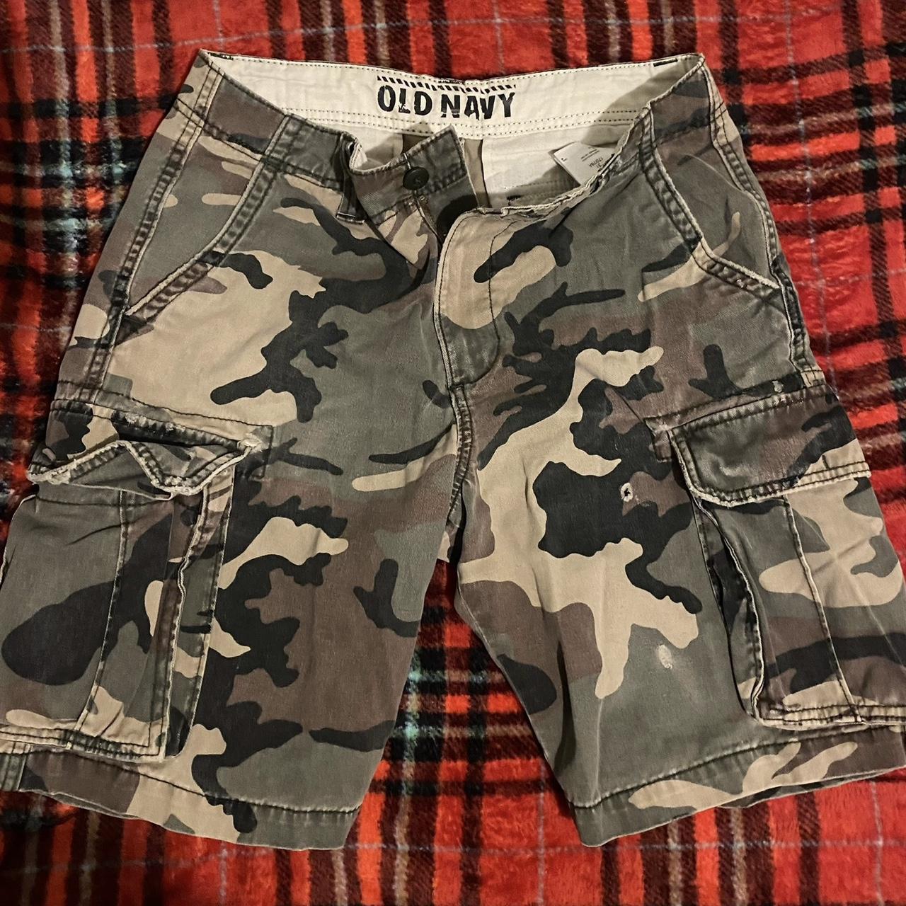 Old navy sales camouflage cargo shorts