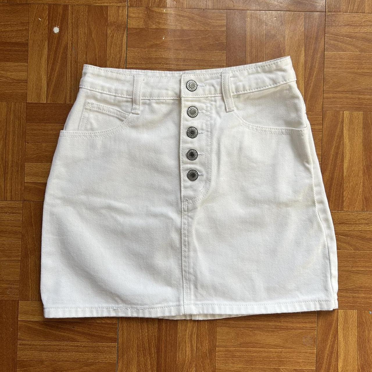 PacSun Women's White Skirt | Depop