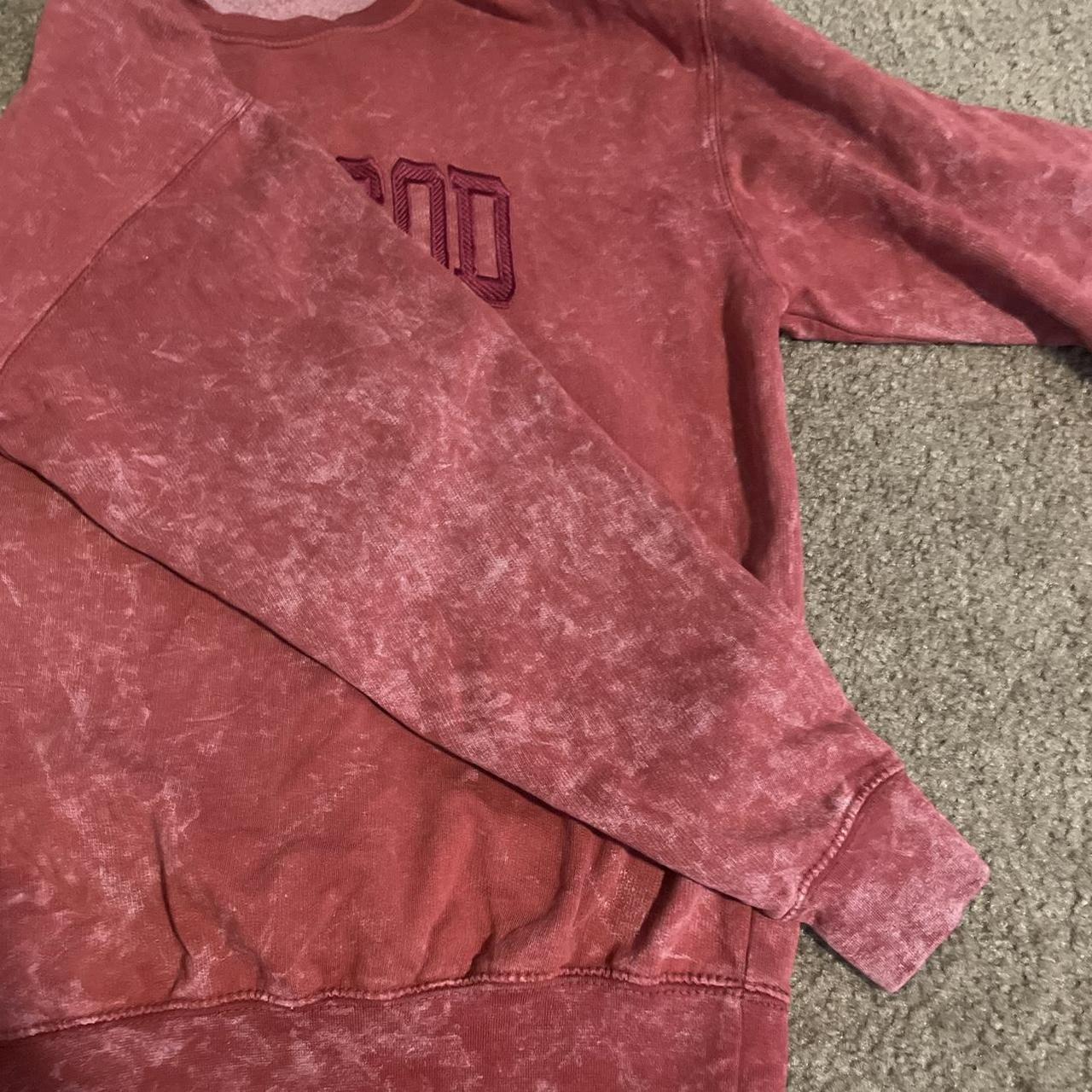 Urban Outfitters Men's Red Sweatshirt (3)