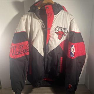 Vintage Pro Player Chicago Bulls jacket with hoodie... - Depop