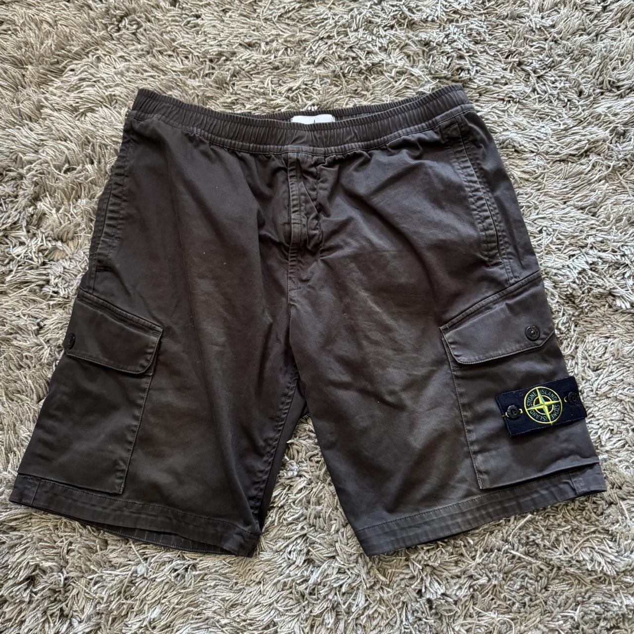 パンツ stone  cargo shorts 22ss Stone island-cargo-shorts - Depop
