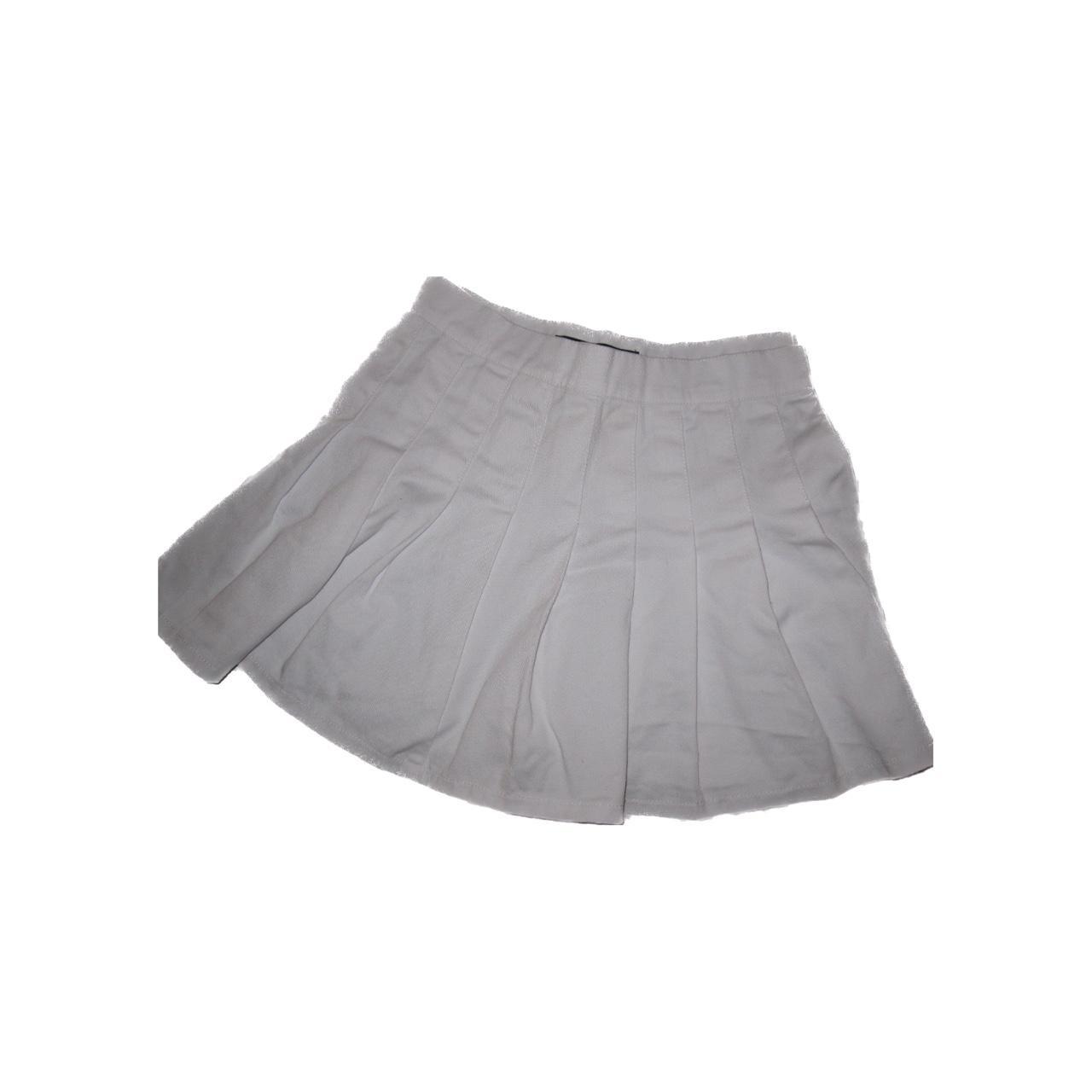 pleated cotton tennis skirt Best fits an XS/S good... - Depop