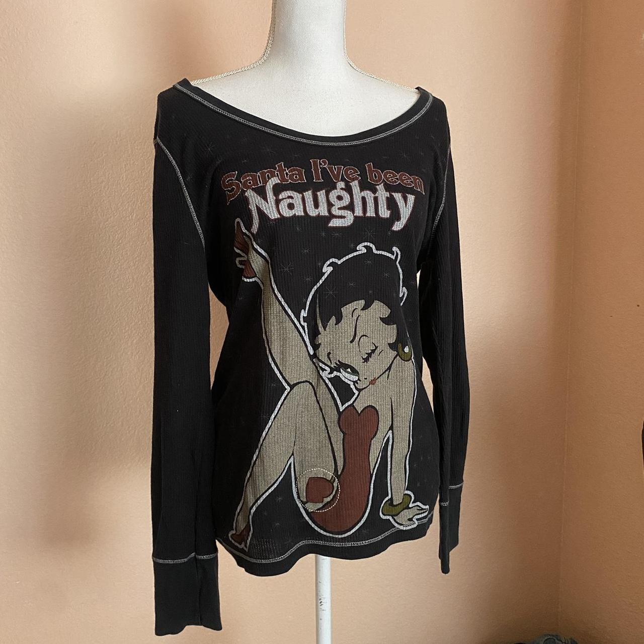 item listed by coolgirl12312_