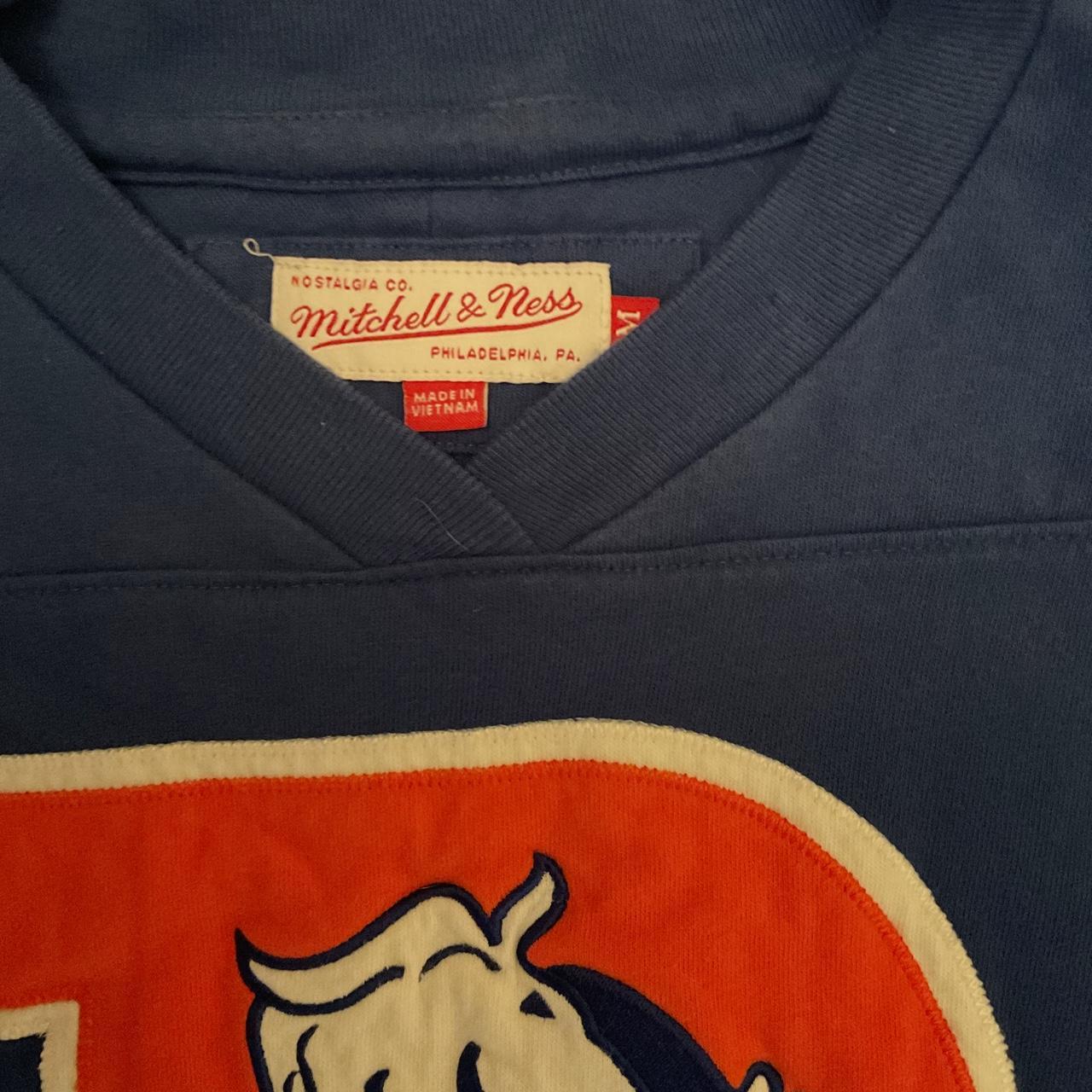 Denver Broncos Mitchell & Ness NFL Vintage - Depop