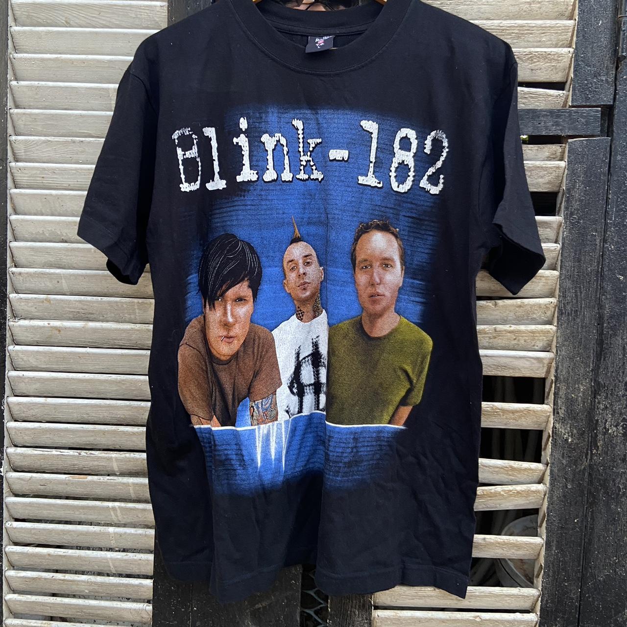 Blink182 T Shirt Blink Smile 182 Shirt Vintage Unisex Sweatshirt