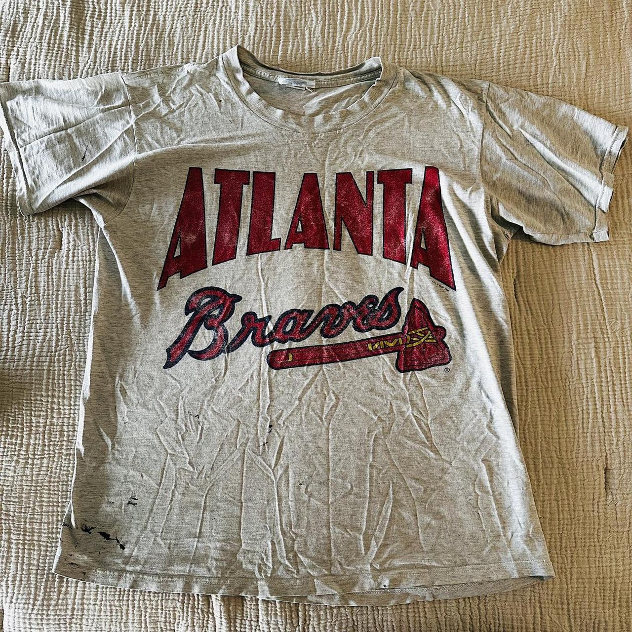 Vintage Atlanta Braves Baseball T 16 width (pit to - Depop