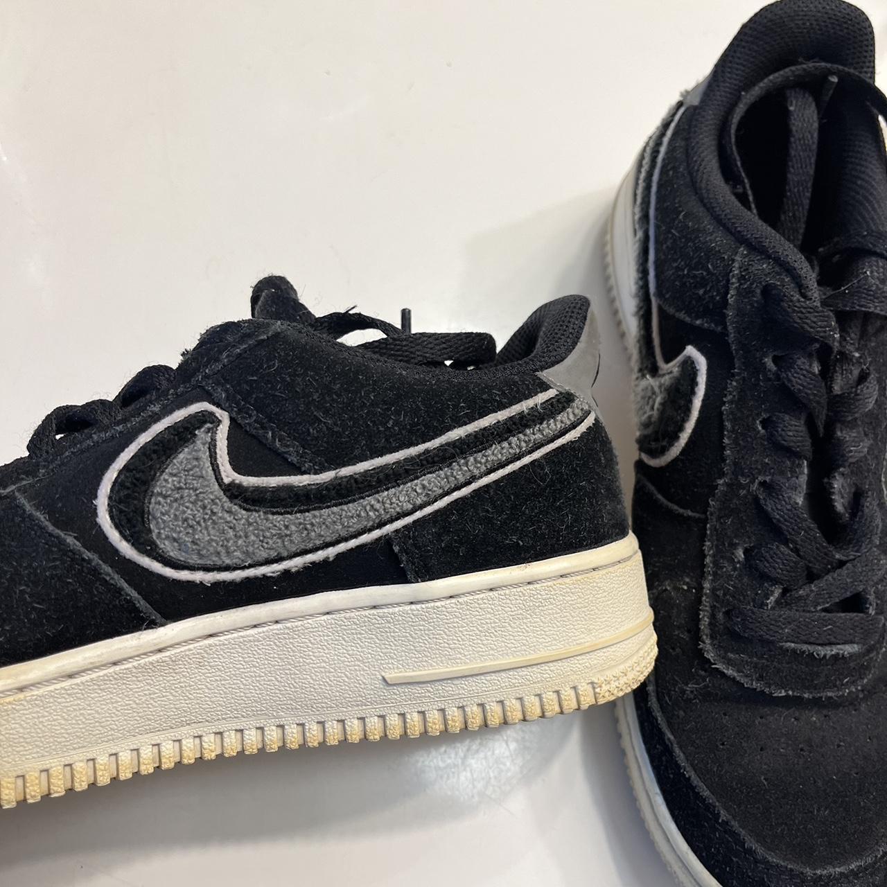 basic nike shoes
