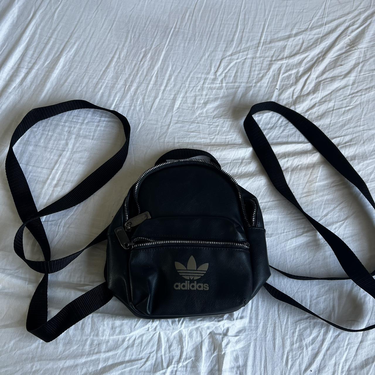 Adidas vintage mini bag hotsell